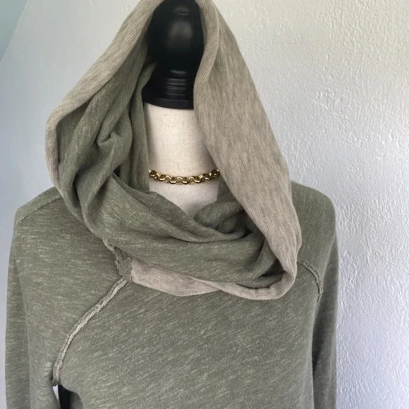 Free People BEACH Heather Green Cotton Long Sleeve Cowl Neck Pullover Size M - Picture 3 of 9
